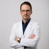 Dr. Carlos Frias